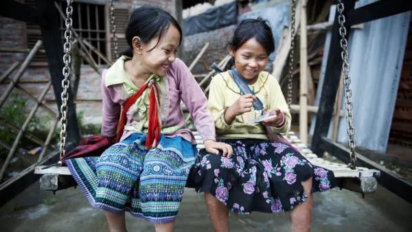 From The First To The Second World Summit For Social Development: Reclaiming A Broad Vision Of Social Progress